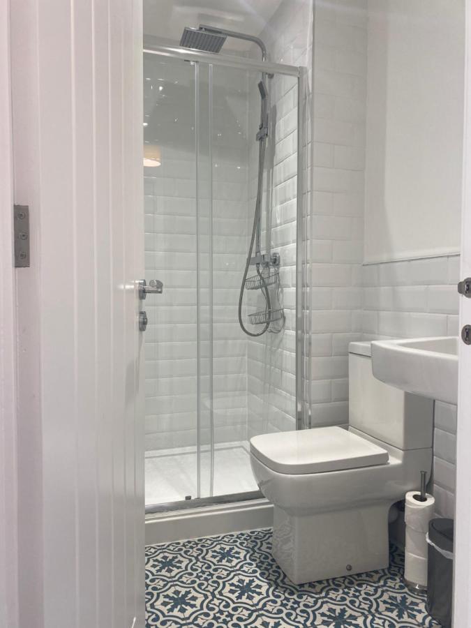 Stylish Pontcanna Flat Near City Centre คาร์ดิฟฟ์ ภายนอก รูปภาพ